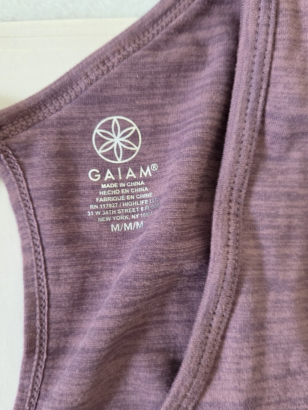 GAIAM Mauve Heather Racerback Tank Top Medium - Picture 2 of 7